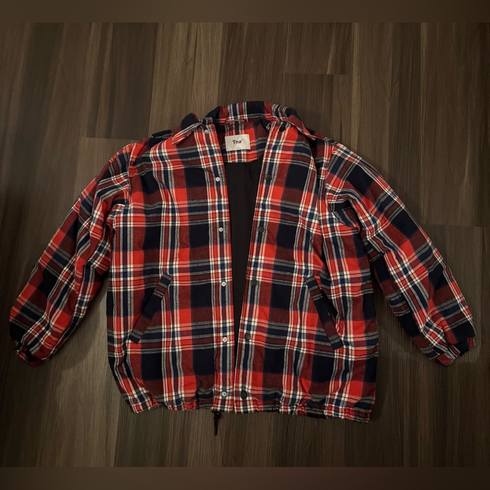 Aritzia puffer jacket size 2